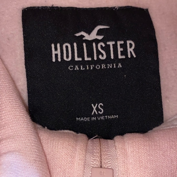 XS Crop Sweater from Hollister - Picture 3 of 4
